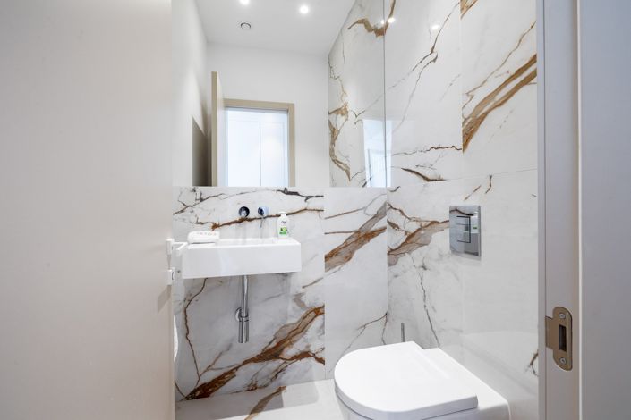 Image No.13-4 Bed House for sale