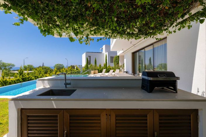 Image No.24-4 Bed House for sale