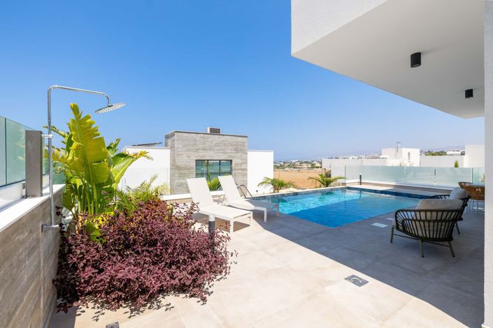 Image No.24-3 Bed House for sale