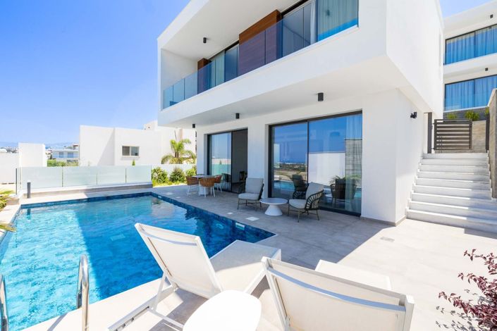 Image No.25-3 Bed House for sale