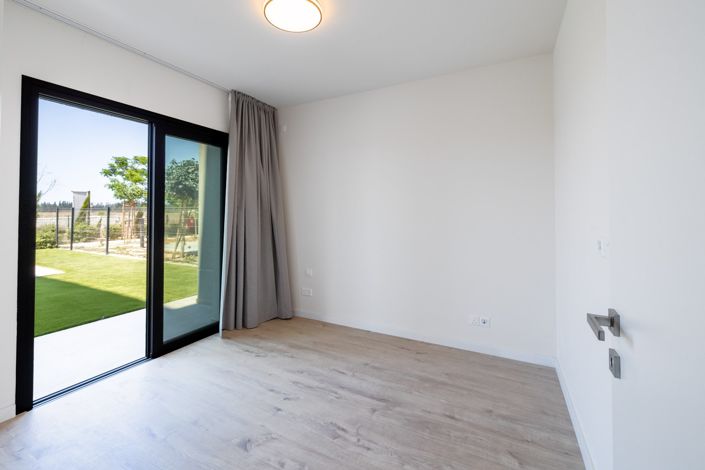 Image No.15-2 Bed Apartment for sale