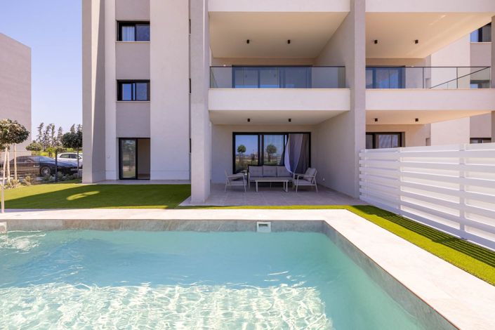 Image No.19-2 Bed Apartment for sale