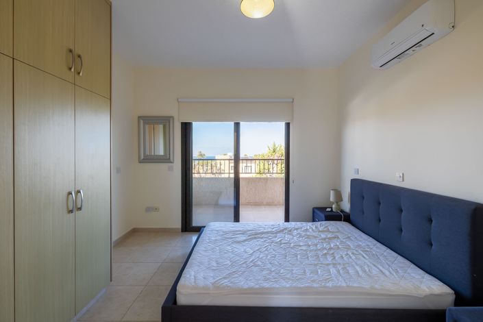 Image No.16-4 Bed House for sale