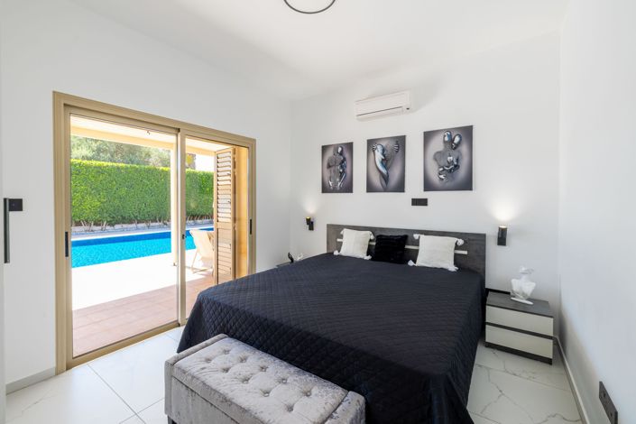 Image No.13-3 Bed Bungalow for sale