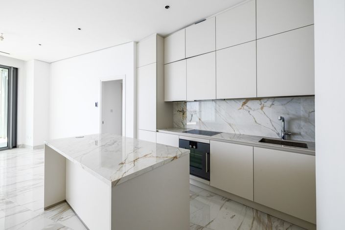 Image No.10-3 Bed Apartment for sale