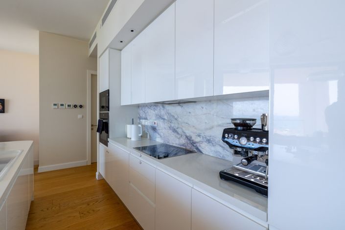 Image No.10-2 Bed Apartment for sale