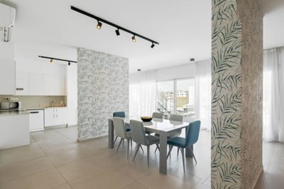 a024e0fd-a4bf-495c-b257-c28afb8aab68