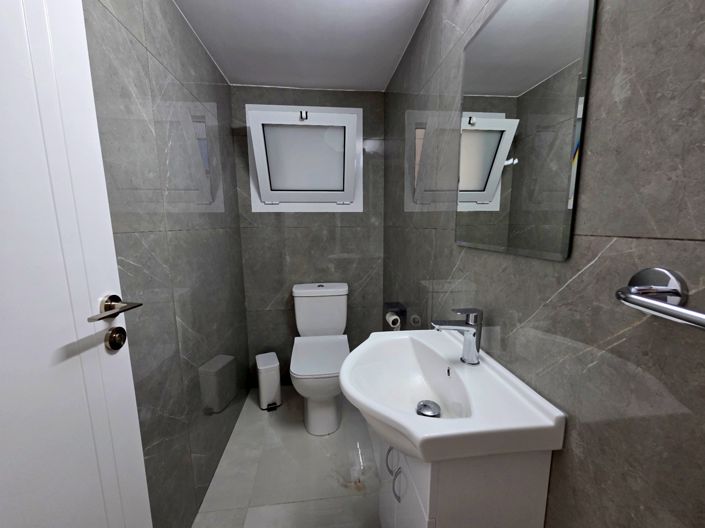 Image No.12-3 Bed Apartment for sale