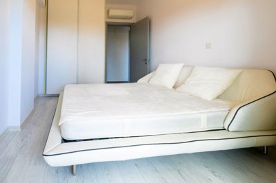 b8576a38-2a35-4d14-b6eb-60456de49ed6