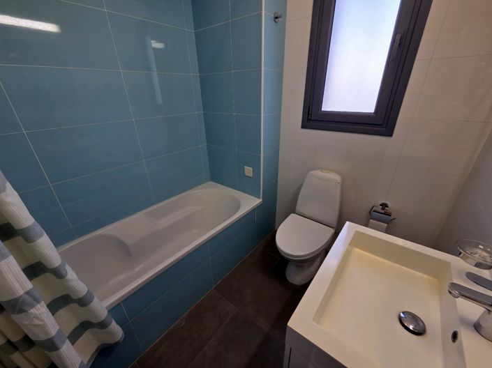 Image No.14-3 Bed Apartment for sale