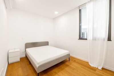 c8e10354-4d65-48a7-96fd-a9fb9a275c92