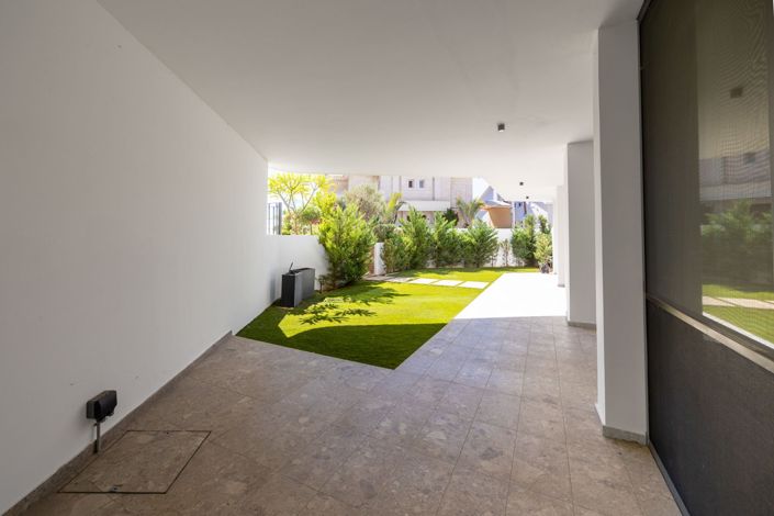 Image No.21-3 Bed Apartment for sale