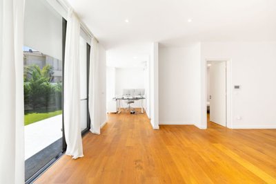 04f456d4-a683-4b0e-b087-594df6820915