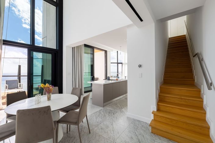 Image No.10-3 Bed Apartment for sale