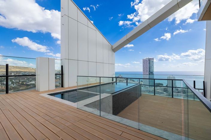 Image No.17-3 Bed Apartment for sale