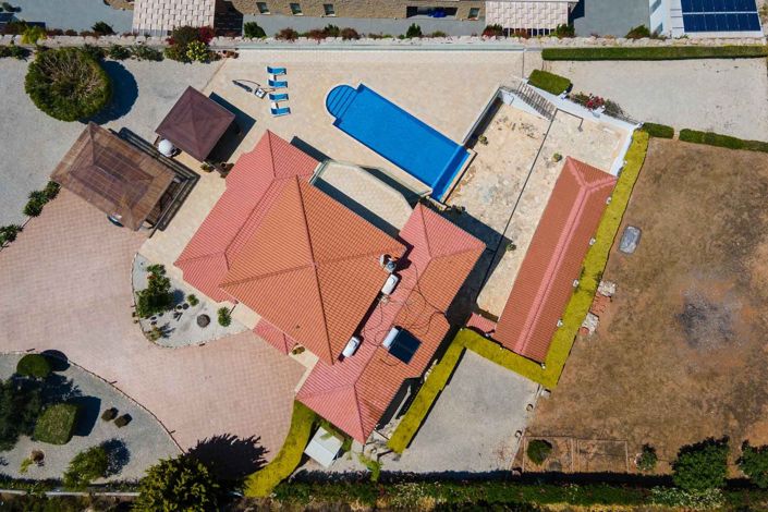 Image No.30-6 Bed House for sale