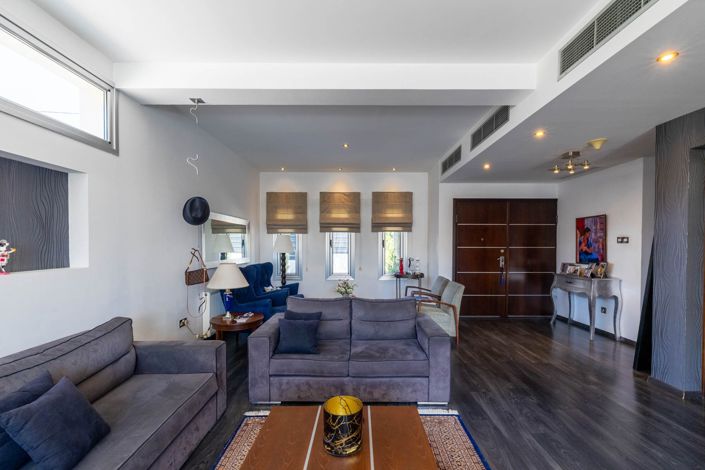 Image No.7-3 Bed House for sale