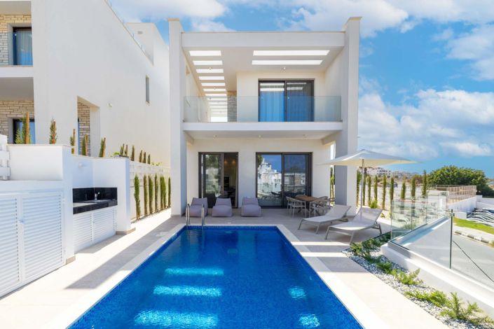 Image No.2-3 Bed House for sale