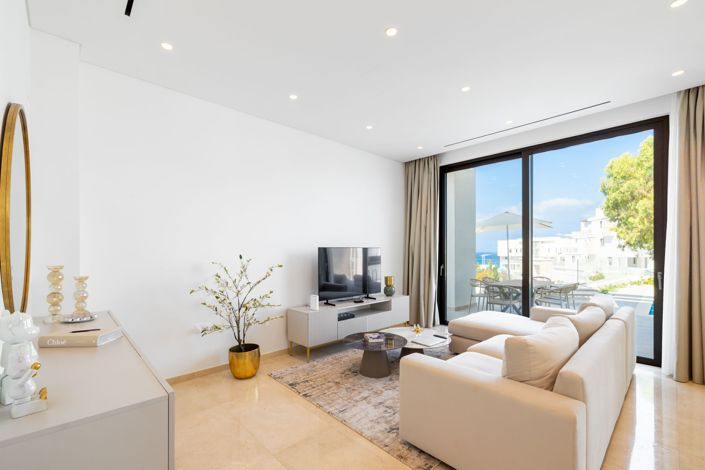 Image No.4-3 Bed House for sale