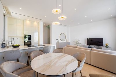 0ff54c8d-3b86-4754-88a9-9a646faa91d7