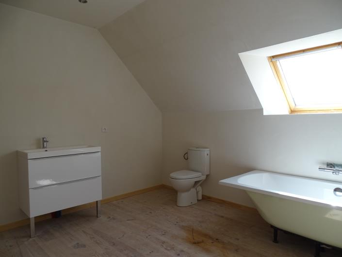 Image No.15-3 Bed House for sale