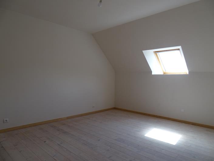 Image No.19-3 Bed House for sale