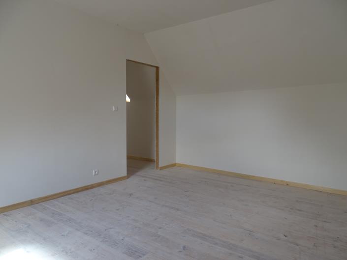 Image No.20-3 Bed House for sale