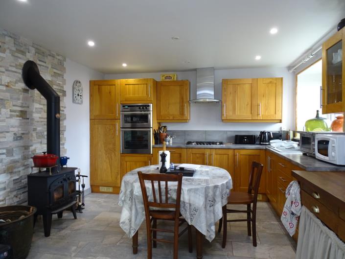 Image No.3-3 Bed House for sale