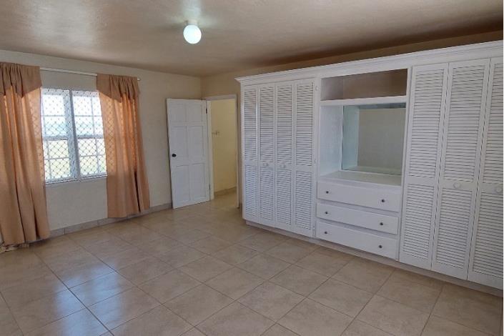 Image No.15-5 Bed House for sale