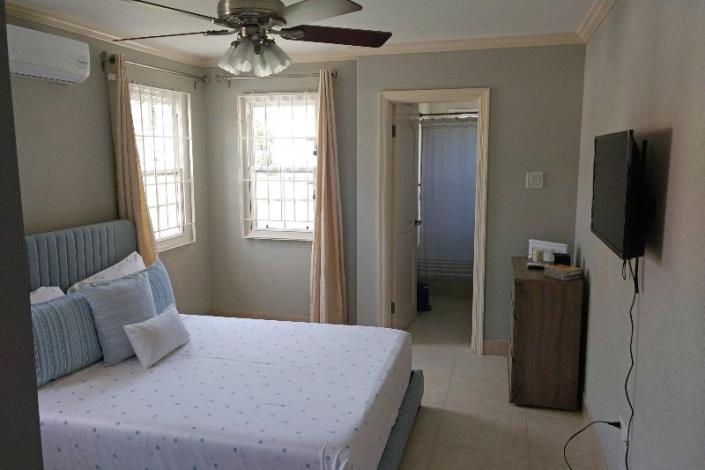 Image No.8-3 Bed Townhouse for sale