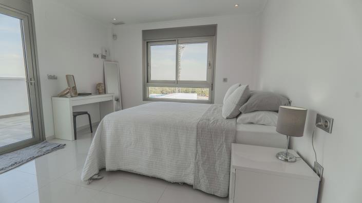 Image No.21-4 Bed Villa for sale