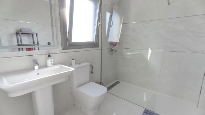 Image No.27-4 Bed Villa for sale