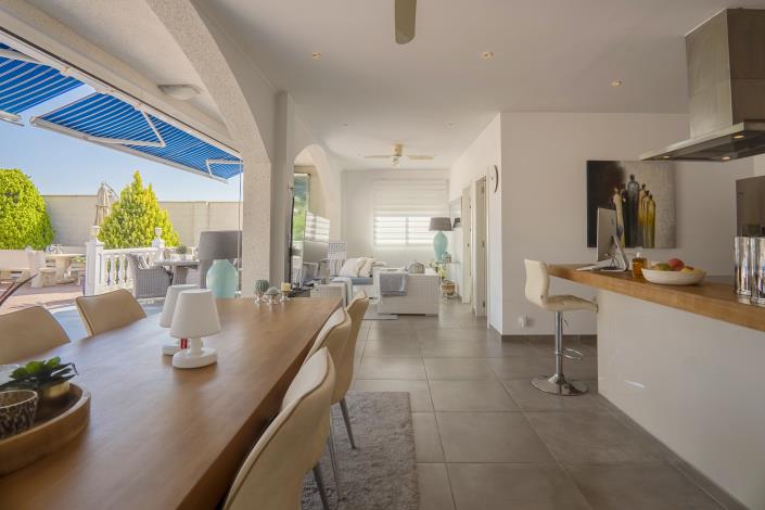 Image No.6-4 Bed Villa / Detached for sale