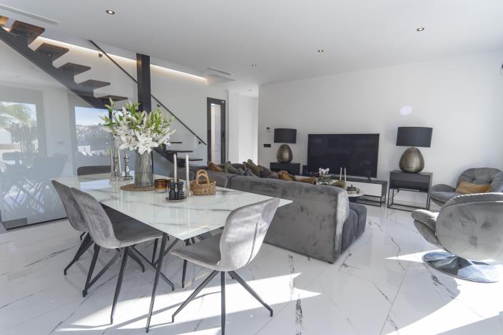 Image No.12-4 Bed Villa for sale