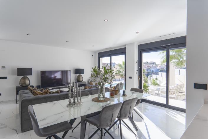 Image No.13-4 Bed Villa for sale