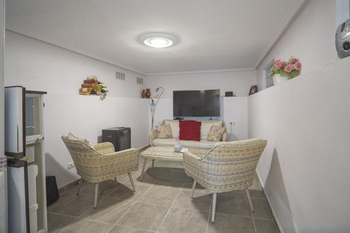 Image No.15-4 Bed Villa / Detached for sale