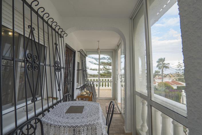 Image No.18-4 Bed Villa / Detached for sale