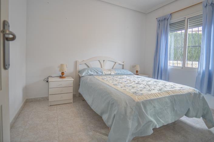 Image No.35-4 Bed Villa / Detached for sale