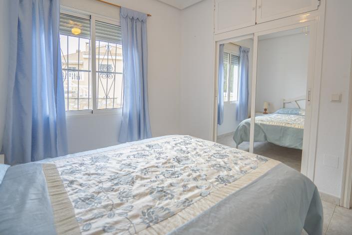 Image No.36-4 Bed Villa / Detached for sale