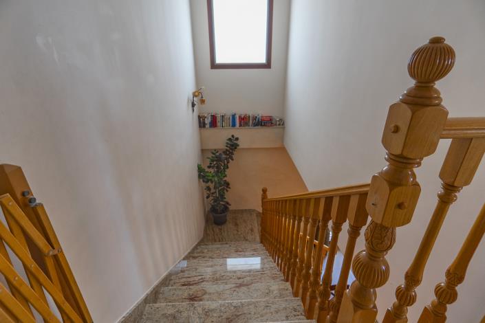 Image No.8-3 Bed Villa / Detached for sale