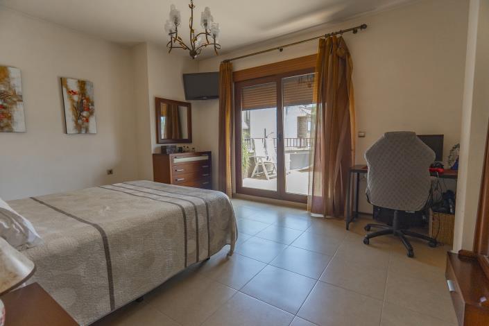 Image No.17-3 Bed Villa / Detached for sale