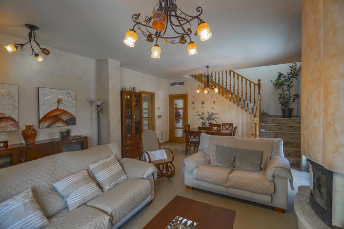 Image No.35-3 Bed Villa / Detached for sale