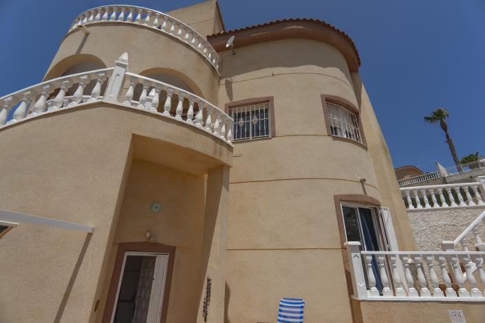 Image No.4-3 Bed Villa for sale