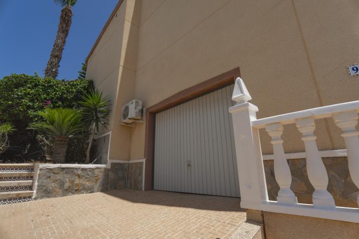 Image No.9-3 Bed Villa for sale