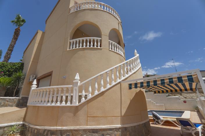 Image No.8-3 Bed Villa for sale