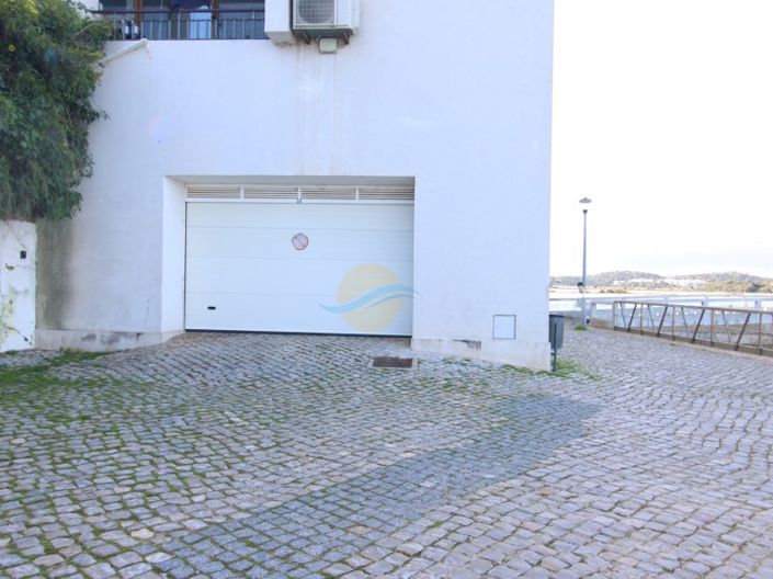 Image No.26-2 Bed Apartment for sale