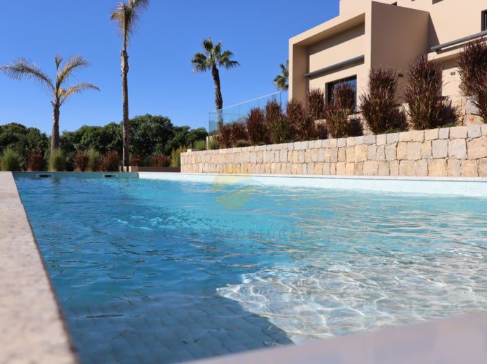 Image No.1-4 Bed Villa for sale