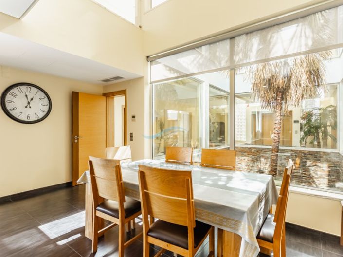 Image No.19-6 Bed House for sale