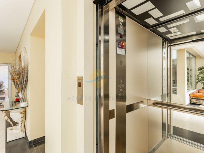 Image No.23-6 Bed House for sale