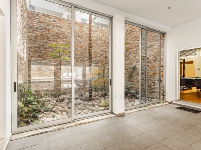 Image No.35-6 Bed House for sale